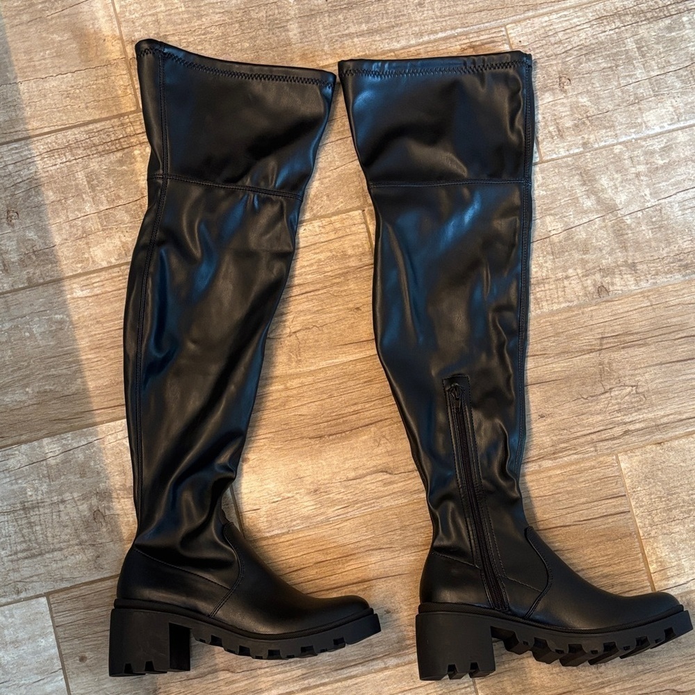 Black Lug Sole Over-The-Knee Boot- Never been Worn - Picture 2 of 4